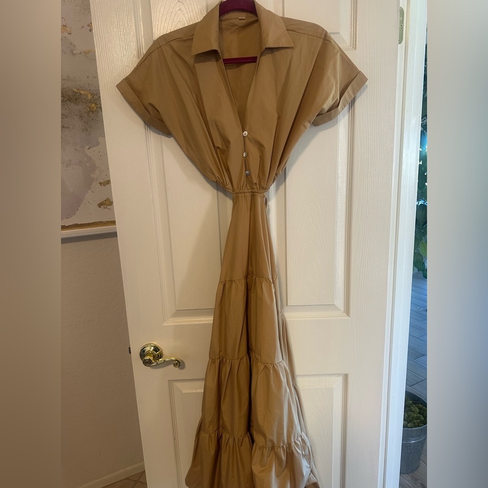 Open Back Khaki Dress​​